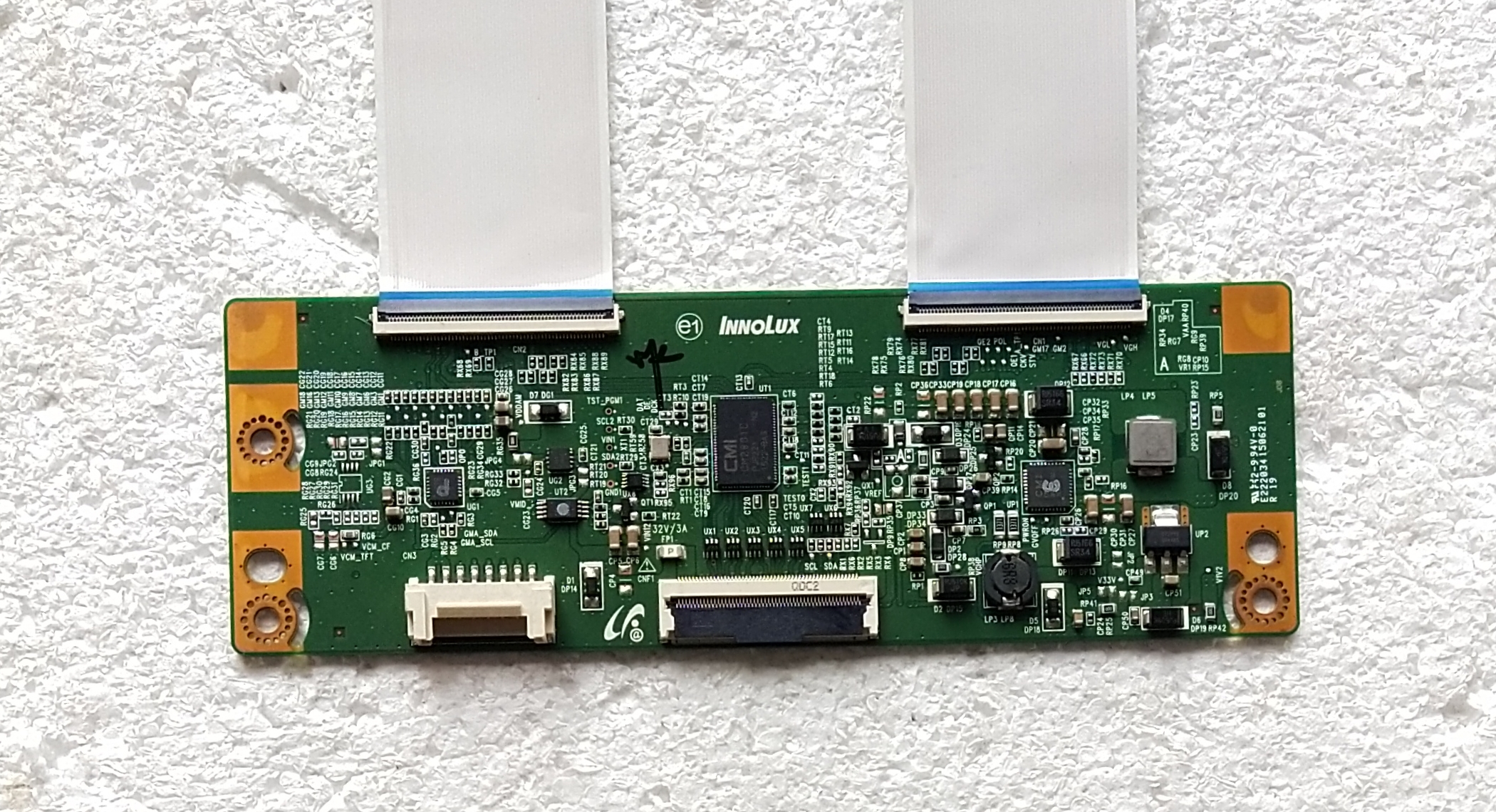 原装海信LED58K220逻辑板CM2801C屏HD580DF-B01/S0实物图 测试好