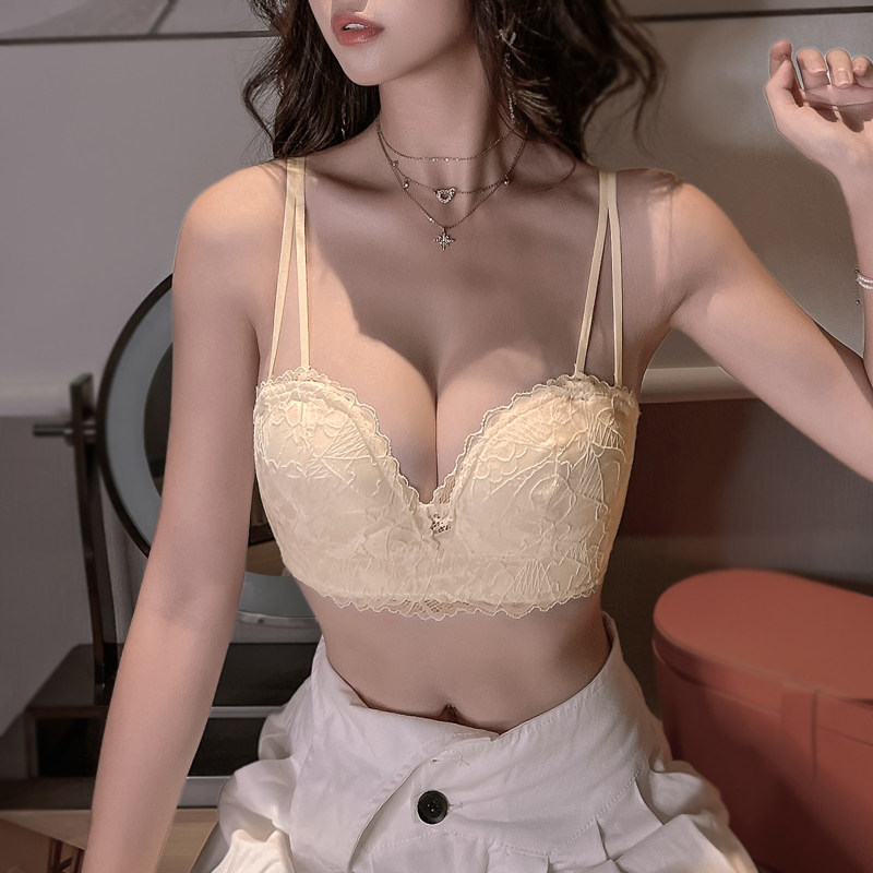 聚拢调整型蕾丝文胸内衣