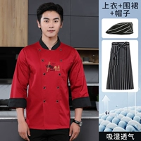 Красный лонгслив, фартук, берет