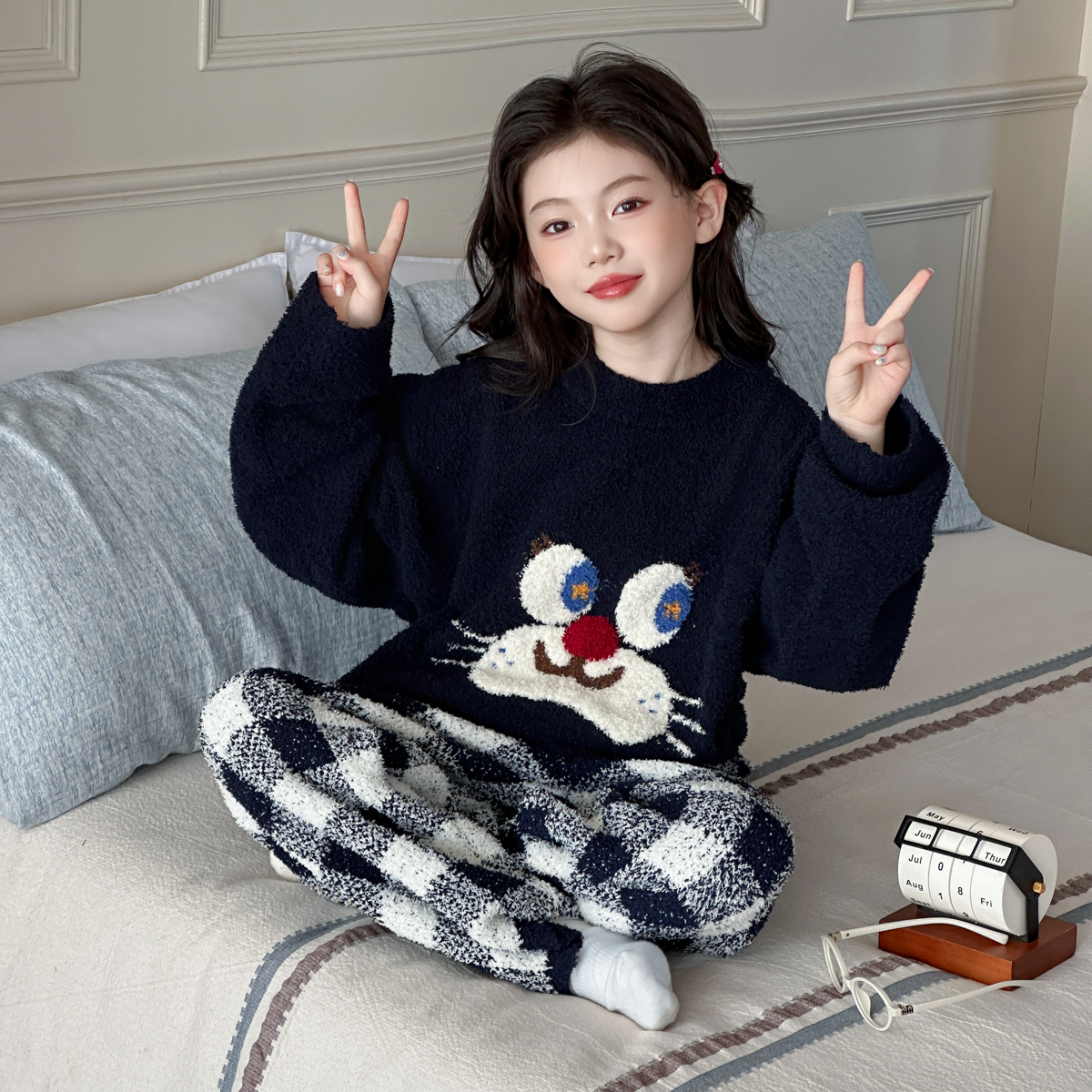 HEARMES 女童半边绒家居服秋冬季女孩珊瑚绒加厚保暖大童睡衣冬装