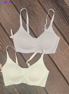 Nike女细带低强度BRA瑜伽速干透气舒适无钢圈运动健身衣DM0527
