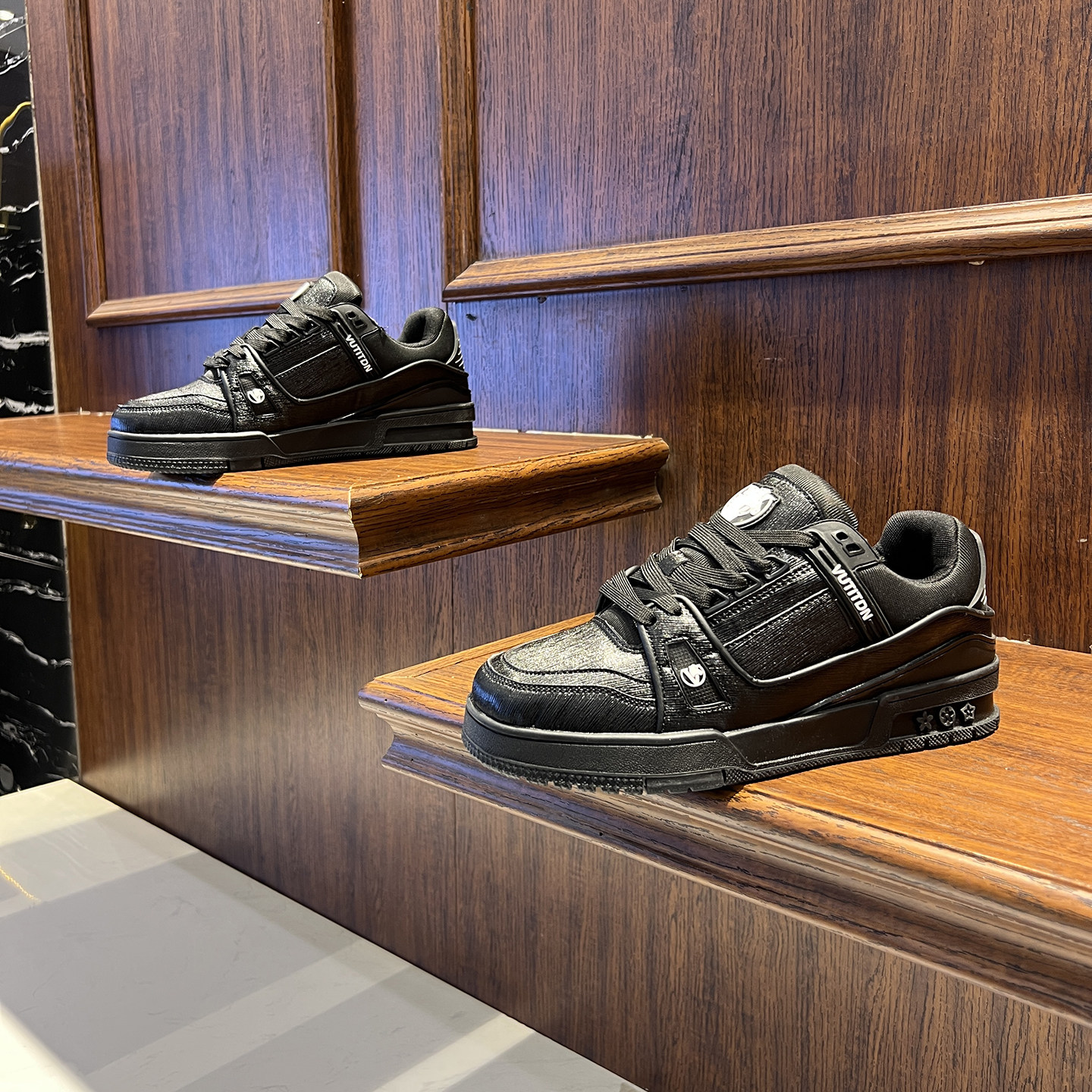 2026早春款黑色板鞋 潮流男士休闲鞋 高端品牌运动鞋 潮人必入