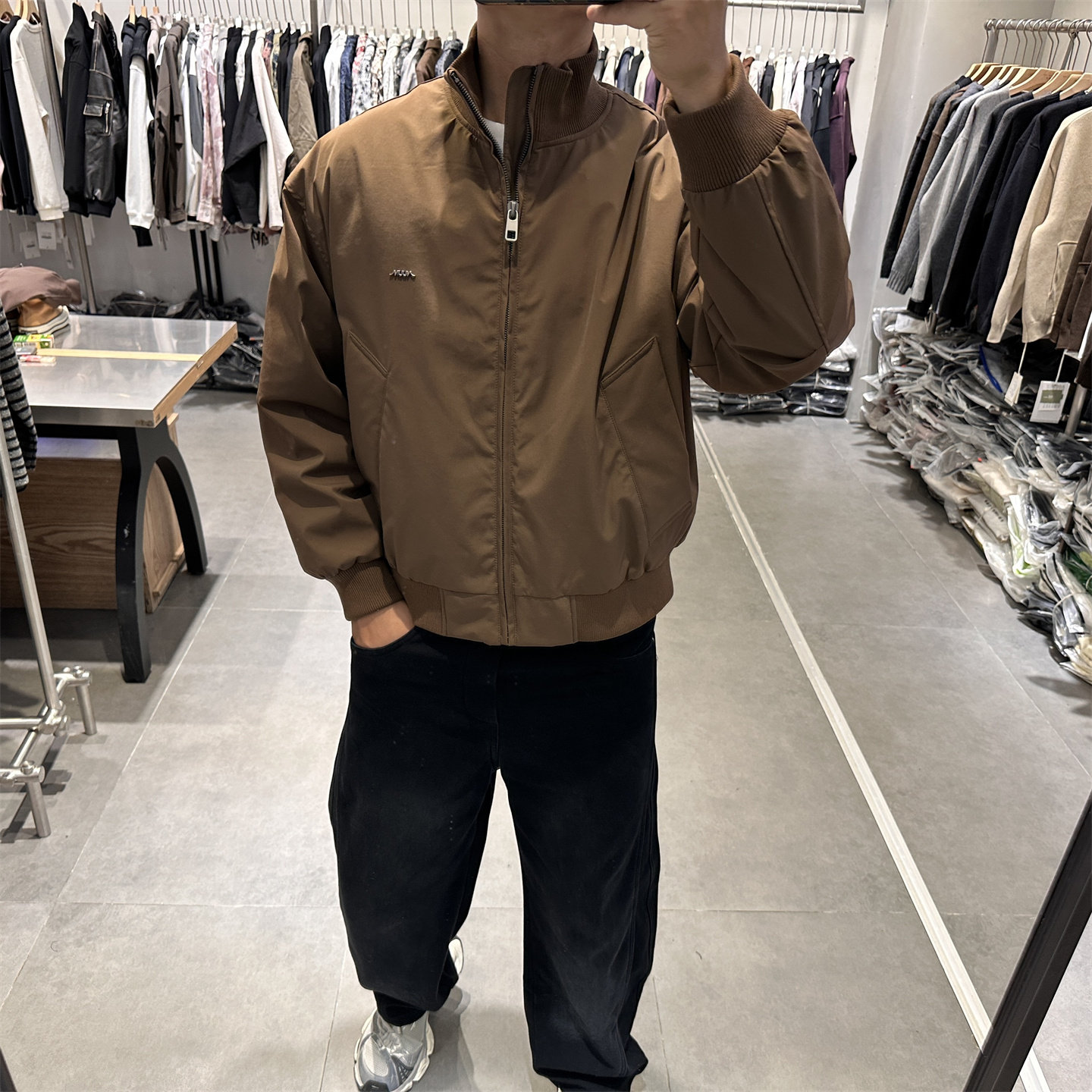 單目冬季工装拼接立领轻薄款羽绒服男美式户外宽松保暖白鸭绒外套