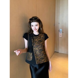 咖色拼接国风马甲女2026正流行时髦洋气高级感小个子马夹外套早春