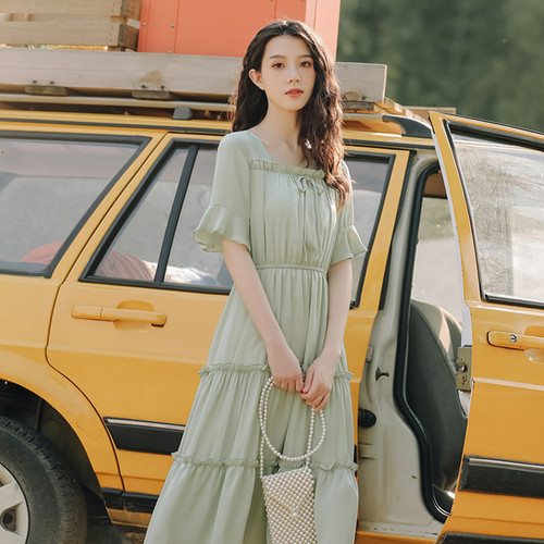 2025夏季新款女时尚法式初恋长裙