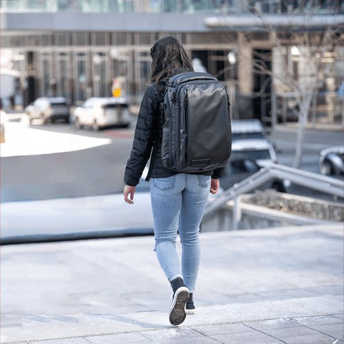 香港现货Wandrd简约旅行背包