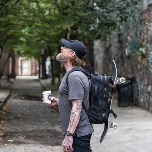 美国 SKATE RUCK 日常18升大容量滑板双肩背包 Goruck
