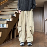 卡其