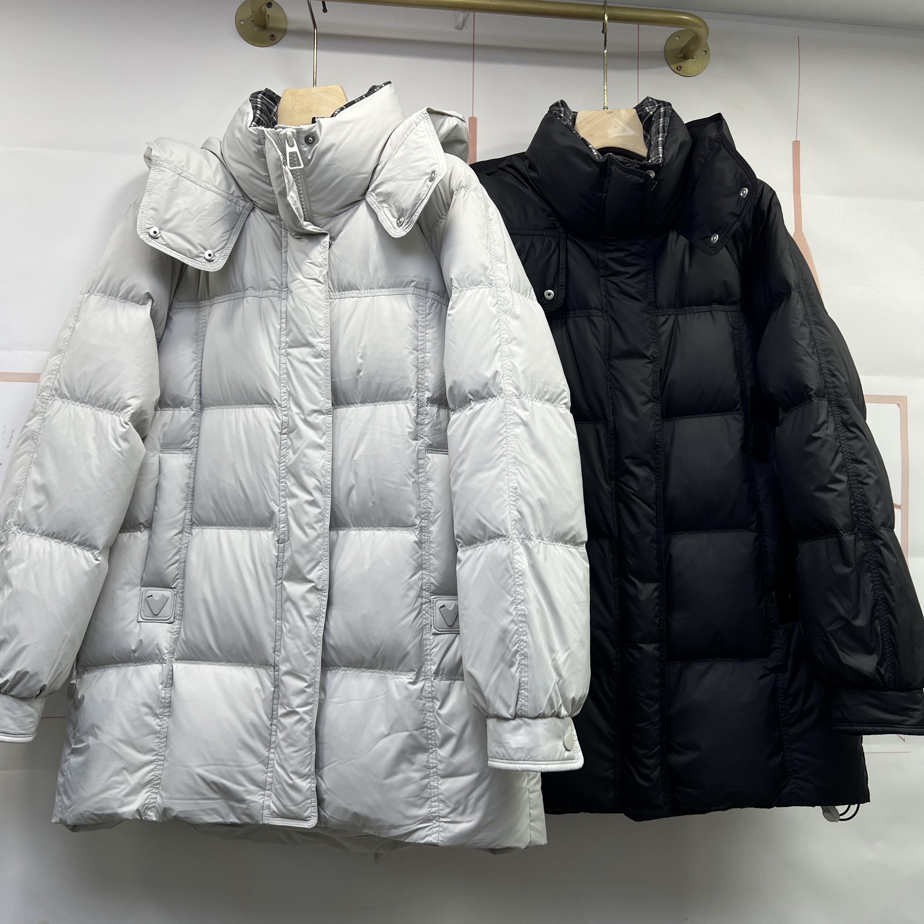 水木工芳羽绒服女2025冬季新款连帽设计感小个子中长款外套9143