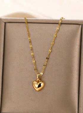 Stainless Steel Love Heart Necklace For Women New Trendy Lip