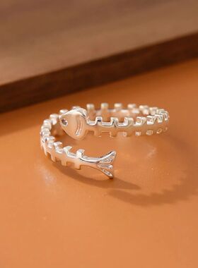 New Simple Element Jewelry Creative Fashion Personality Fish
