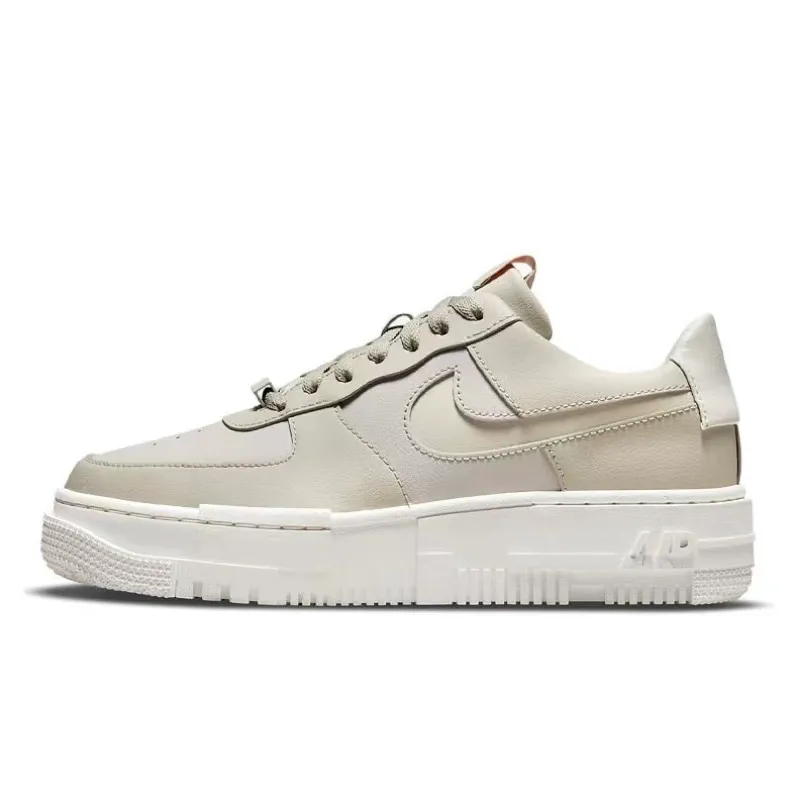NIKE耐克经典女鞋新款空军一号低帮休闲舒适运动鞋板鞋CK6649-104