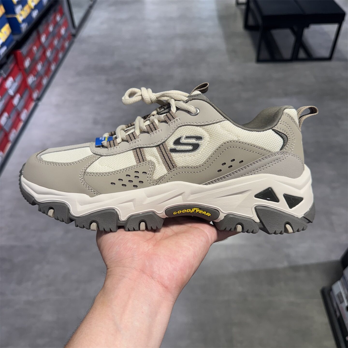 Skechers斯凯奇新款成毅同款男士缓震休闲户外登山运动鞋237420图片