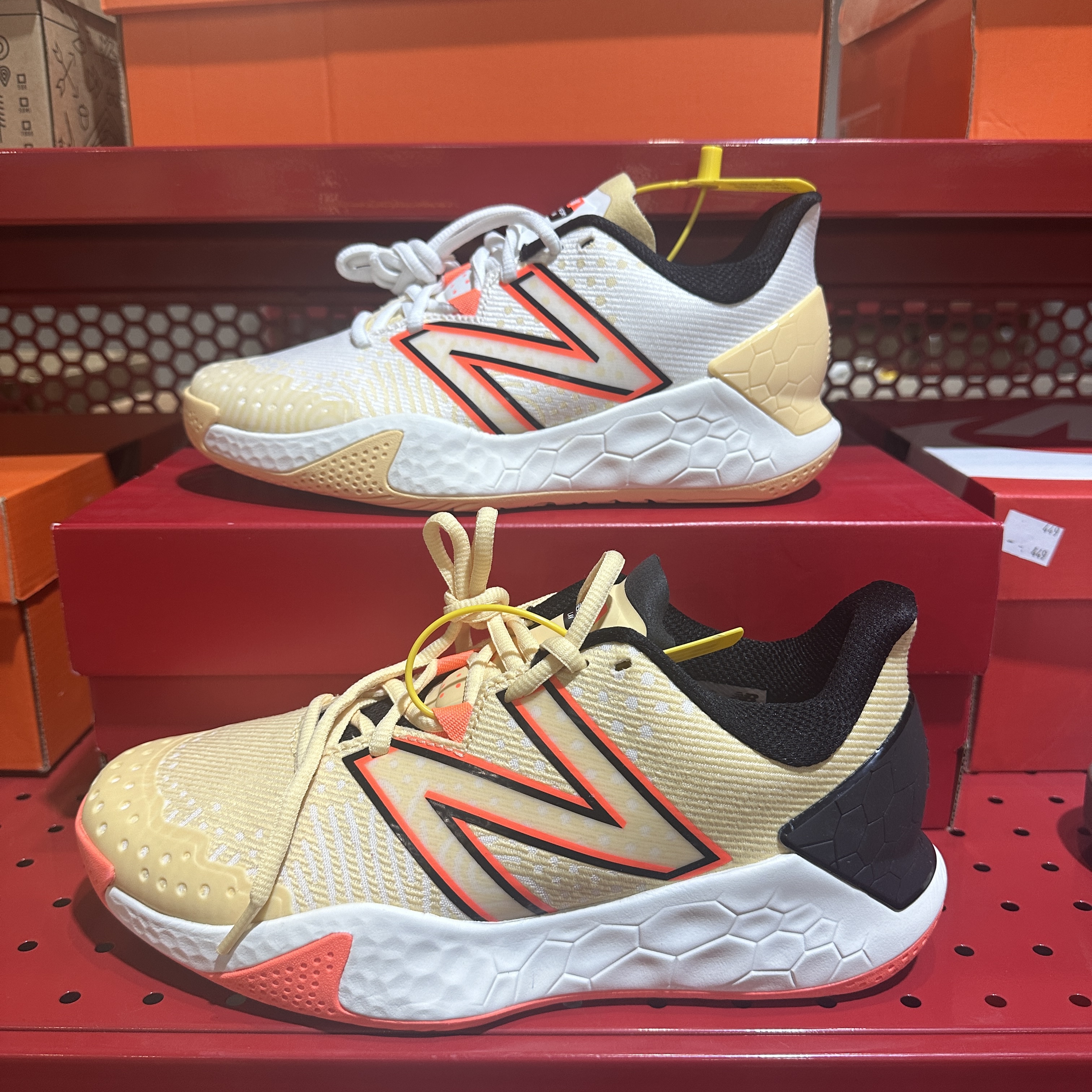 New Balance Fresh Foam X Lav v2 男女低帮网球鞋 MCHLAVT2-D