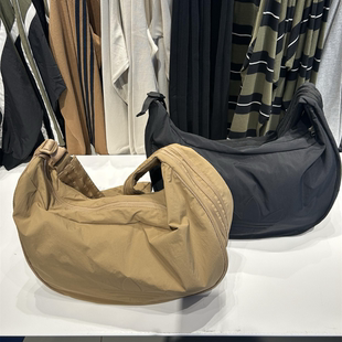 adidas阿迪达斯三叶草运动风斜挎包女腋下包可调节单肩包JX4075