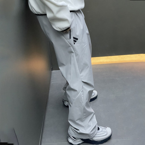 阿迪达斯FOS男子春季梭织防风直筒宽松运动户外长裤 JM6244 6245