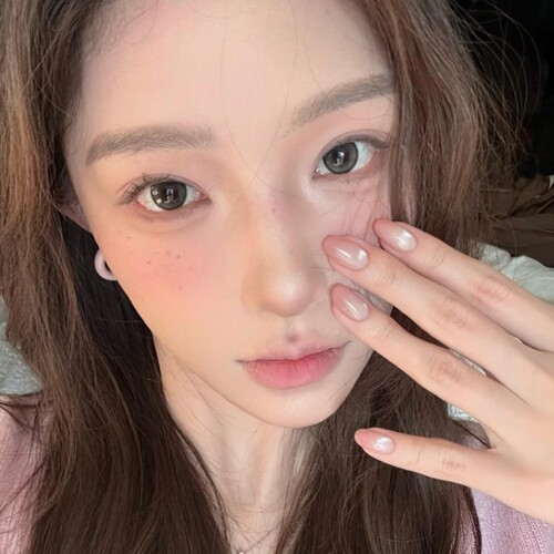 手工穿戴甲裸色玻璃珠杏仁猫眼甲