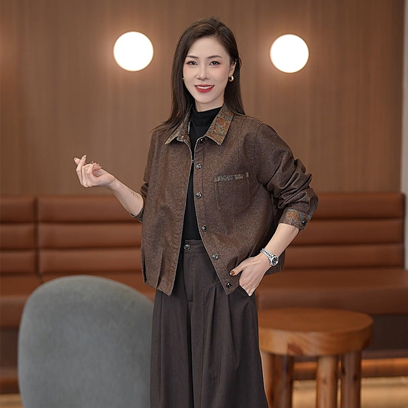 牛仔衬衫外套女宽松短款翻领夹克
