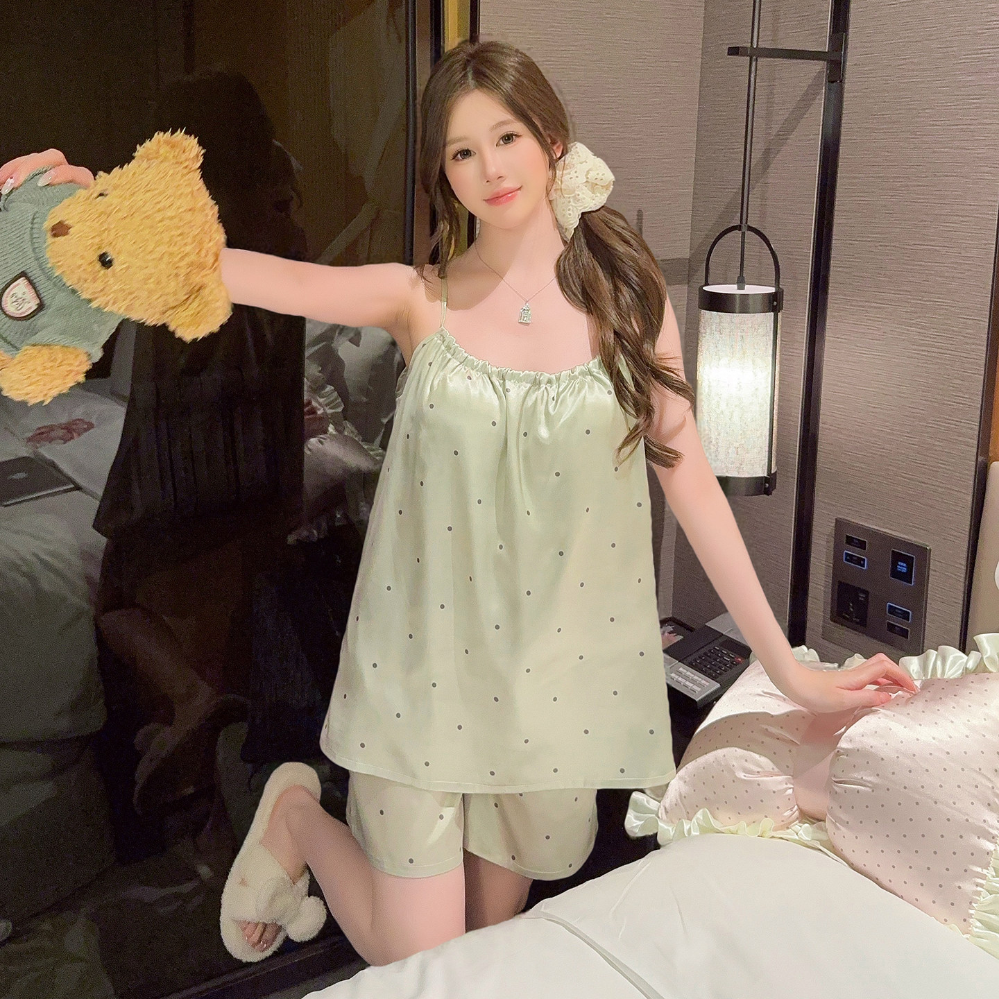 吊带睡衣女夏季带胸垫纯欲风套装