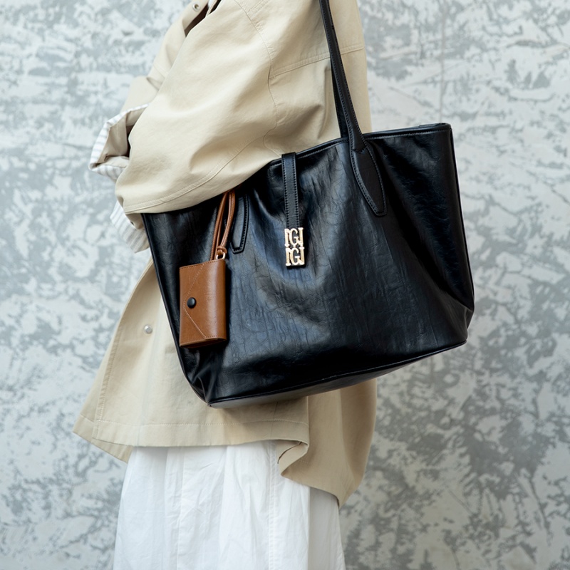 欧米OMI2025秋冬新款托特包