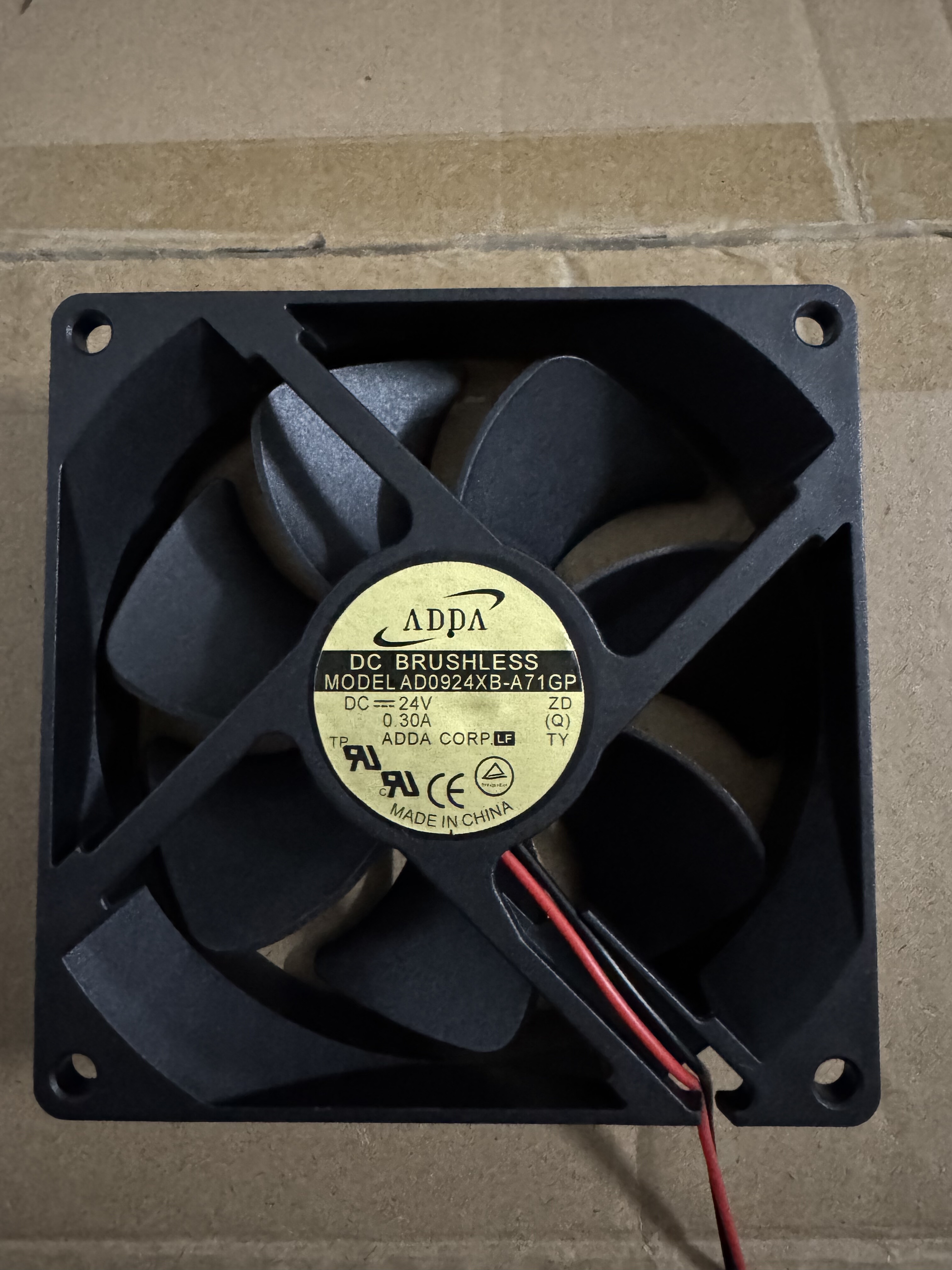 AD0924HB-A70GL全新9225 9厘米24V 0.15A变频器散热0.3A风扇