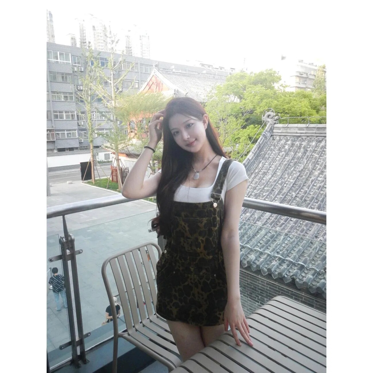 网红新款2026新款多巴胺辣妹豹纹牛仔背带裤裙裤女夏季减龄少女包