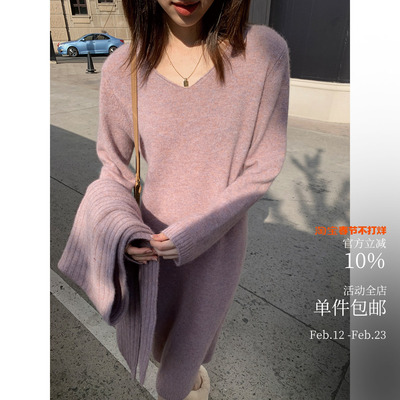 【冬日返场】轻盈亲肤又保暖 v领宽松藏肉onepiece浣熊绒
