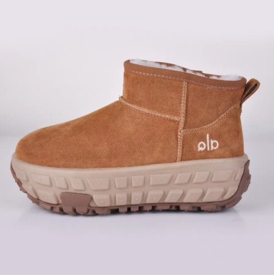 轩美诗//2025年新款女鞋休闲百搭短靴后拉链装饰高跟靴50610