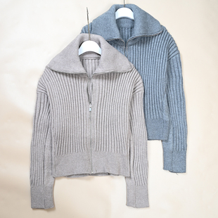 冬季新款女士标准版型通勤螺纹针织克灰色翻领开衫针织毛衣外套