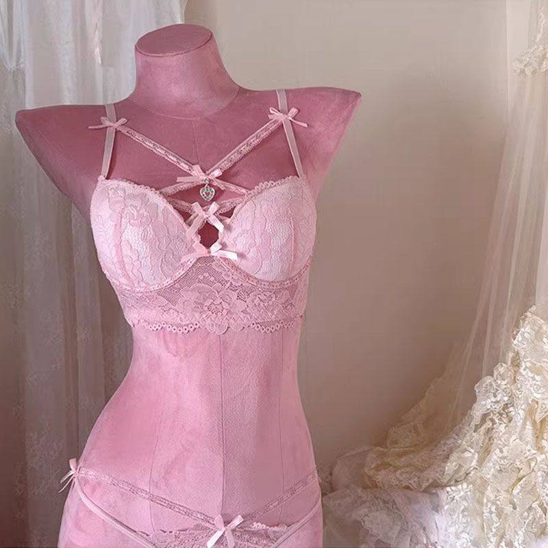 骚粉性感纯欲外穿蕾丝内衣女交叉露带爱心吊坠钢圈聚拢文胸罩套装,女士内衣/男士内衣/家居服,少女文胸,淘宝优惠券,粉丝福利购,淘宝优惠卷