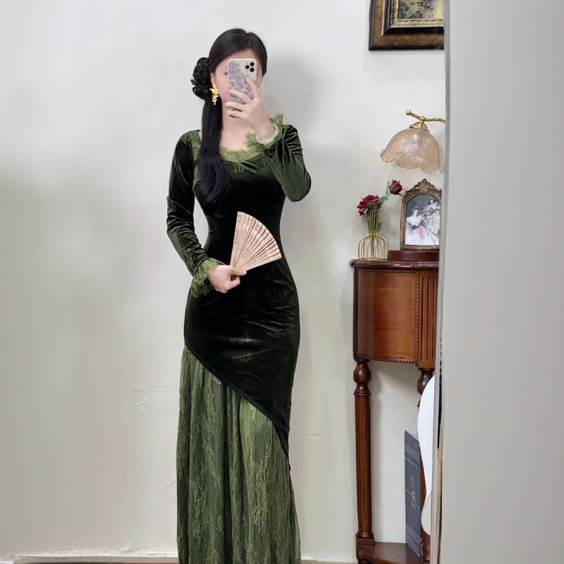 予溪自制【翡冷翠】秋冬高级感丝绒气质显瘦复古法式连衣裙