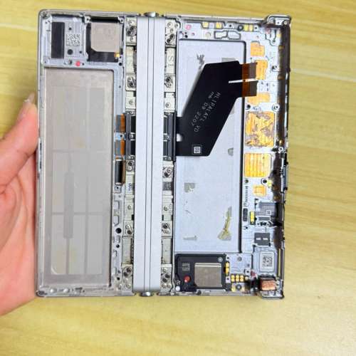 适用Mate XS2中框总成，带内爆屏幕和铰链转轴，成色议价