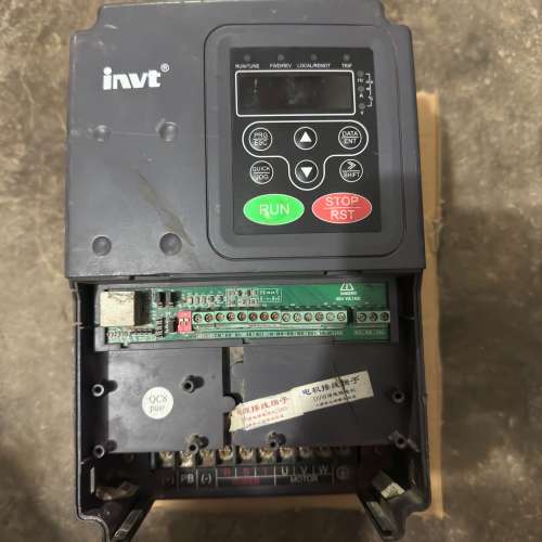 适用变频器CHE100-004G/5R5P-4  ，5.5议价