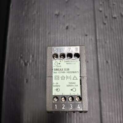 适用德国SINEAX I538电流变送器，件，成色如图，议价