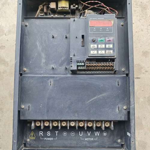 适用变频器EM303A-037G/045P-3C议价