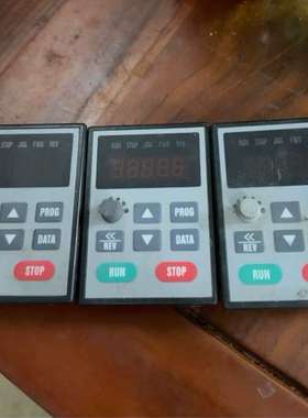 适用德弗变频器显示面板MB101W，实物拍摄，成色漂亮，功能完好议