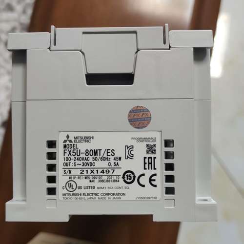 适用FX5U-80MT/ES，日期新成色好，功能OK，议价