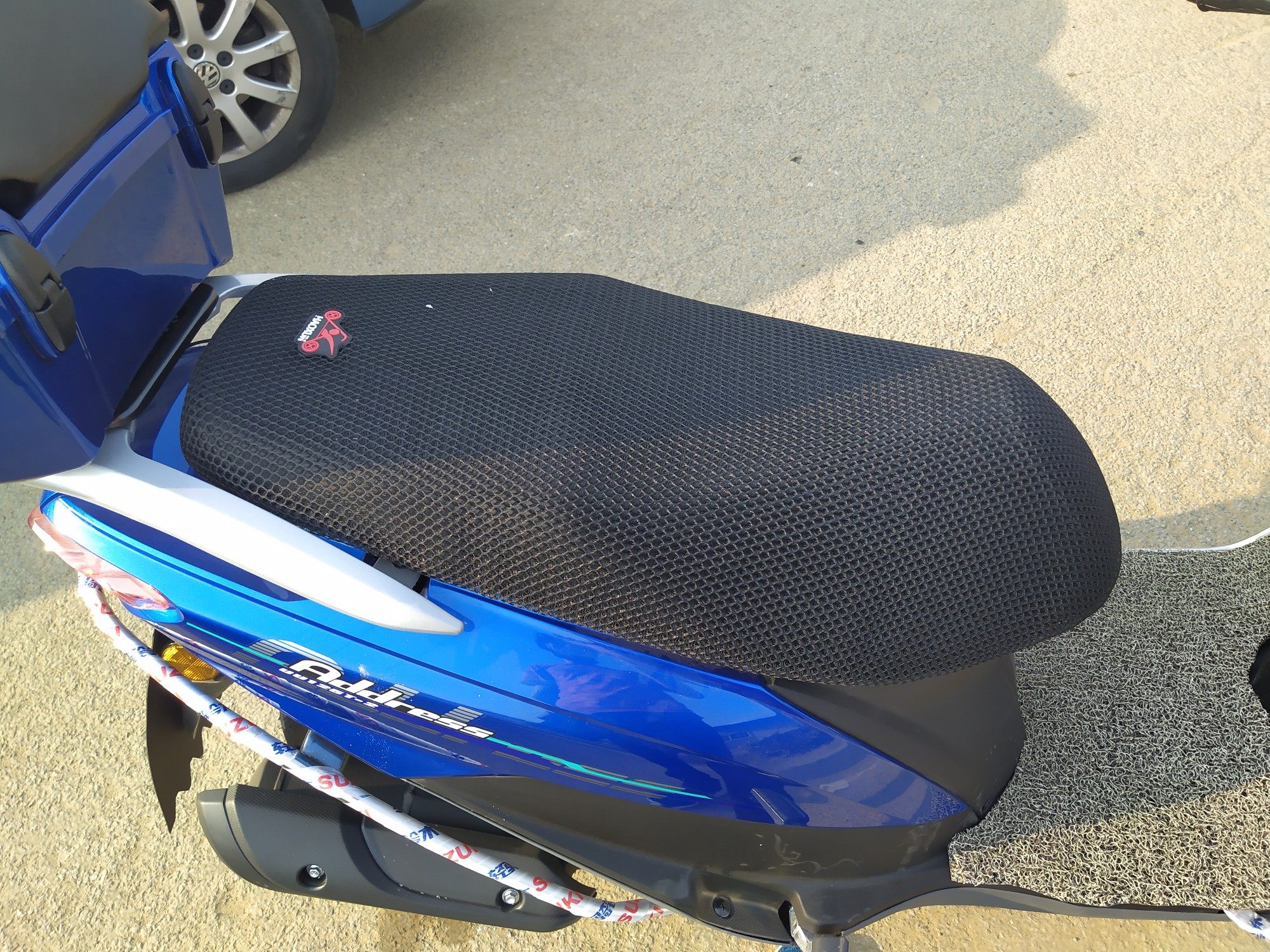 适用轻骑铃木优友uu125t摩托车uy125座套皮革防水防晒皮革座垫套