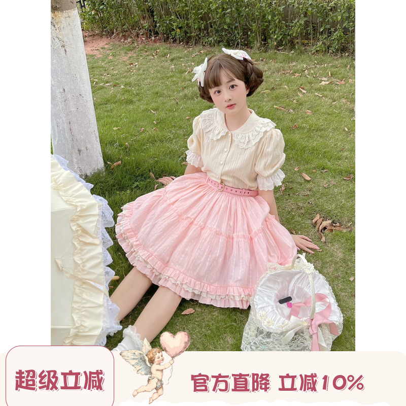 娃娃领泡泡袖短袖衬衫