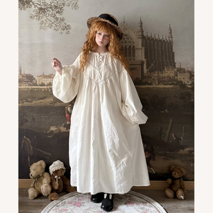 Labeau 宽松廓形连衣裙 复古甜美v字镂空提花泡泡裙春季