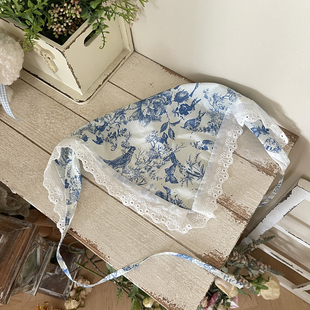 Labeau 甜美复古镂空花边印花头巾女可爱系带包头三角巾 小画家