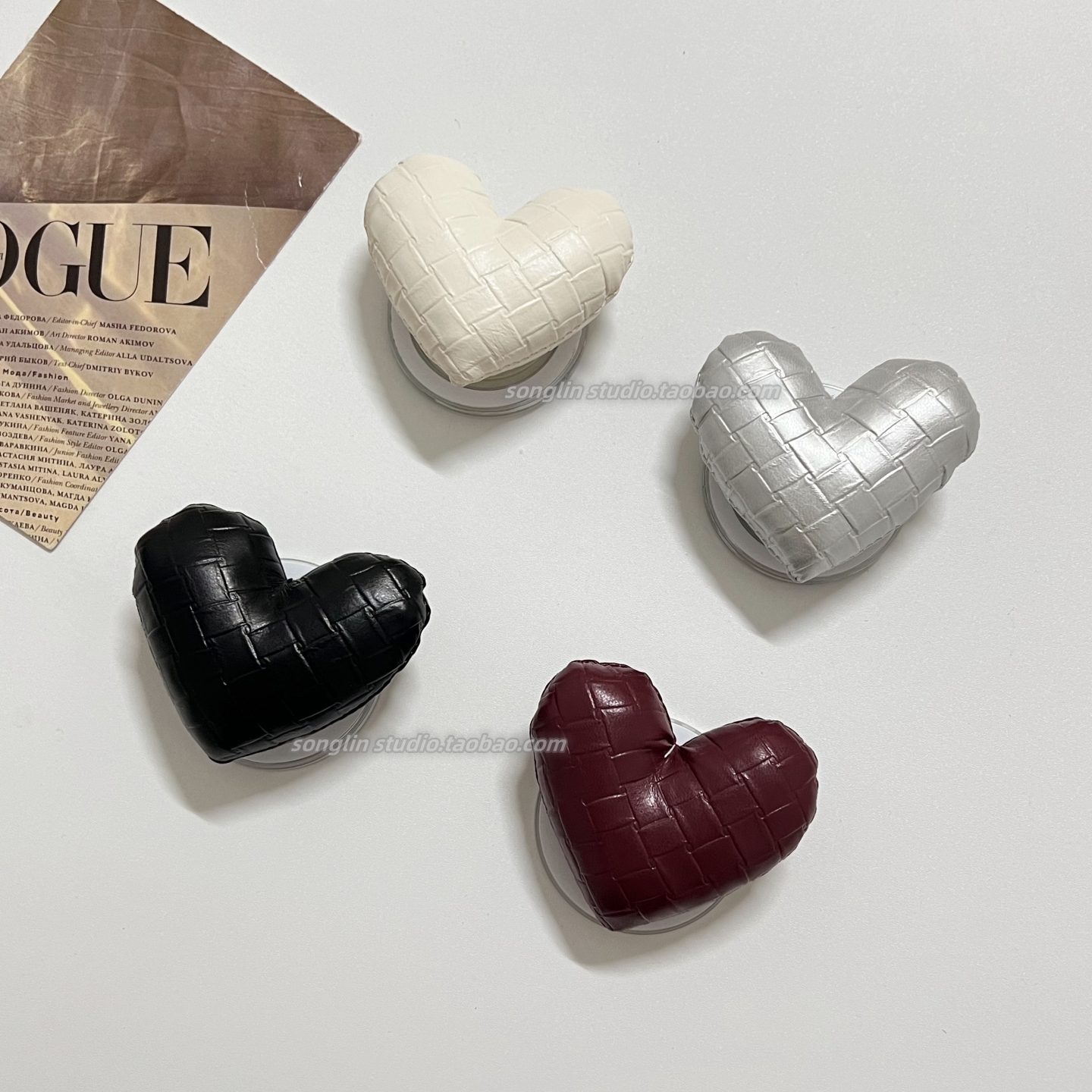 ins风爱心皮革磁吸手机壳支架