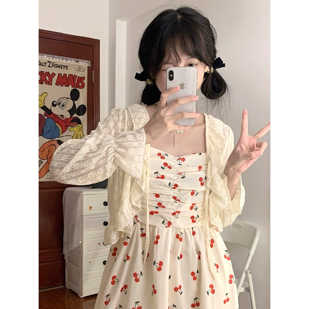 外搭防晒小披肩女夏季薄款超仙长袖蕾丝开衫配吊带裙子的罩衫上衣
