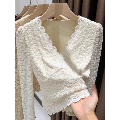 低领蕾丝打底衫女内搭秋冬季加绒加厚V领高级感收腰短款网纱上衣