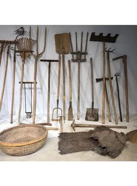 民俗老物件老农具摆件装饰木耙土搂铁锹扁担农庄影视道具农场农耕