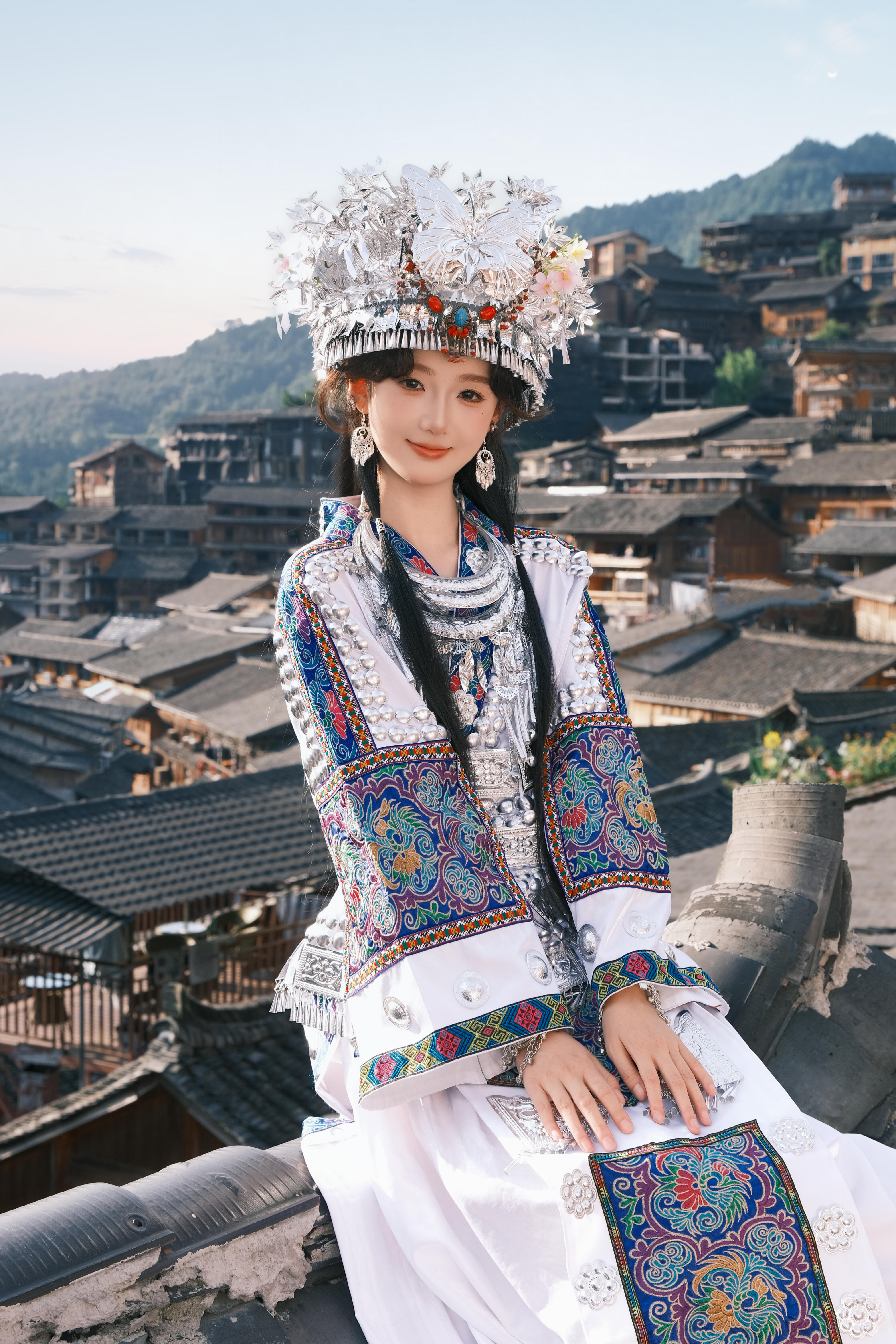 苗族服装女苗疆少女民族风白色简约服装土家族盛装小清新演出服新