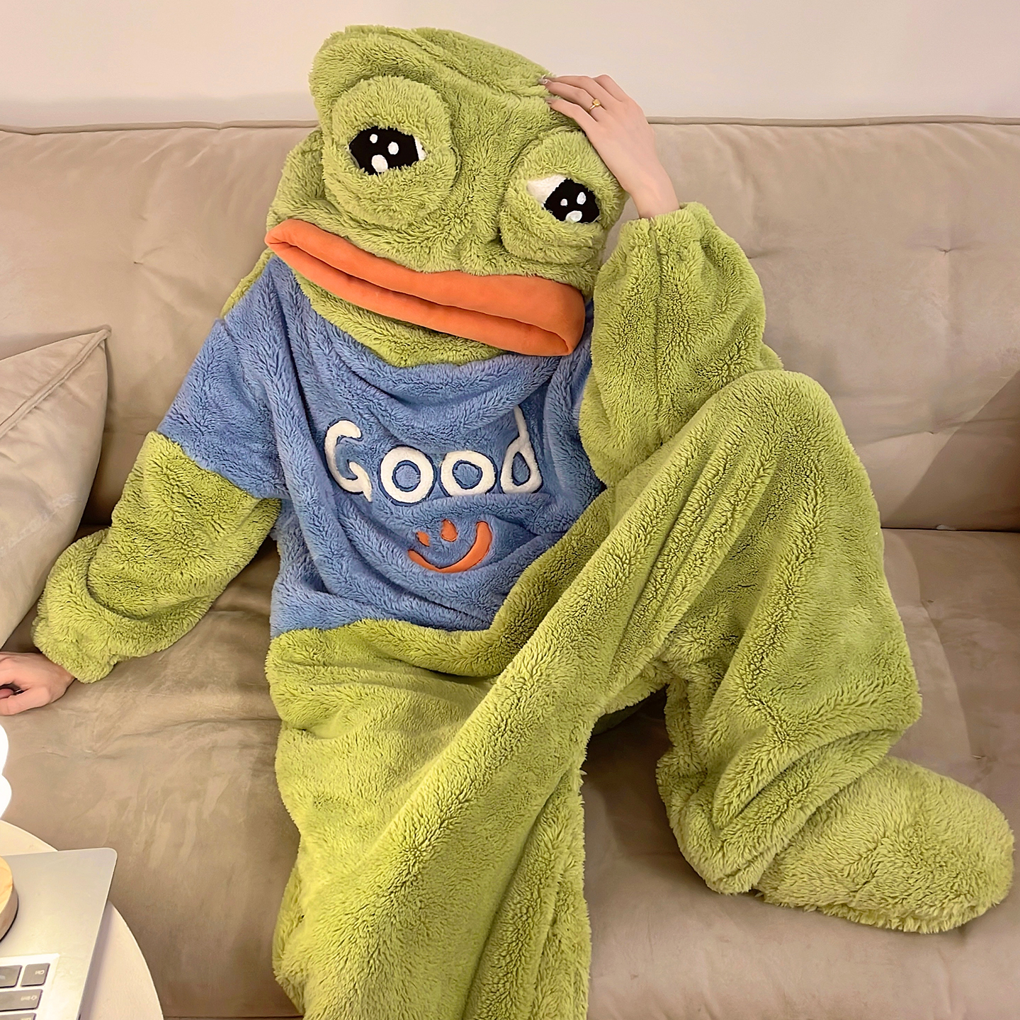 抽象搞怪青蛙珊瑚绒连体睡衣女大童冬季加厚法兰绒2025新款家居服