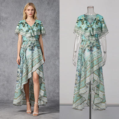 波西米亚薄荷绿印花长裙2025冬季荷叶边开叉不规则连衣裙休闲+