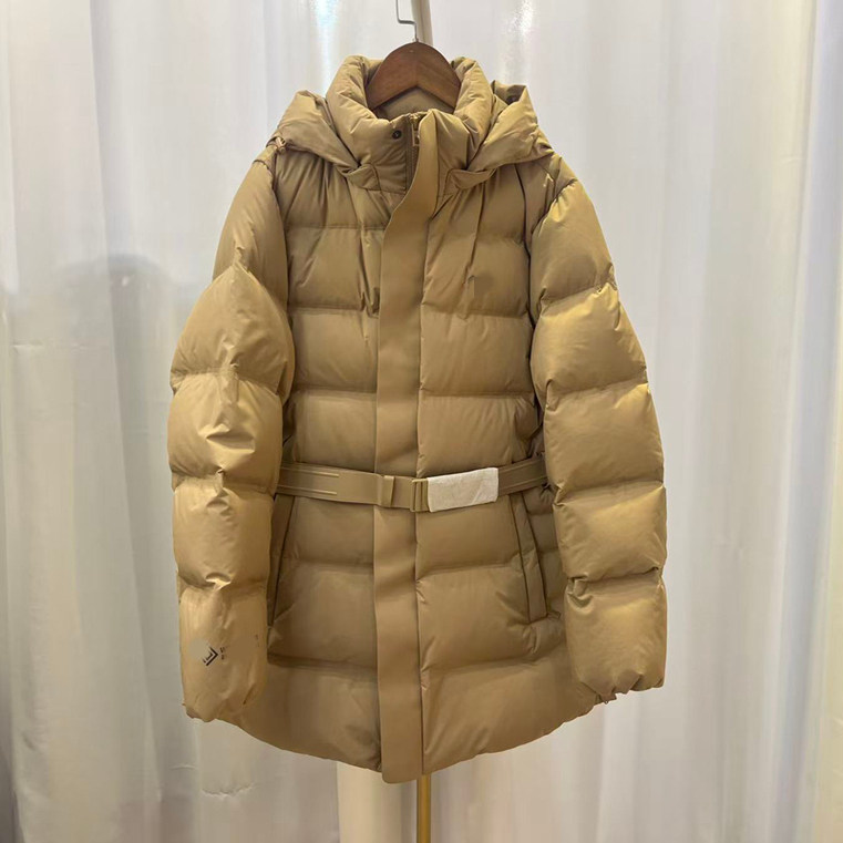 25年冬季韩国明星同款连帽收腰羽绒服