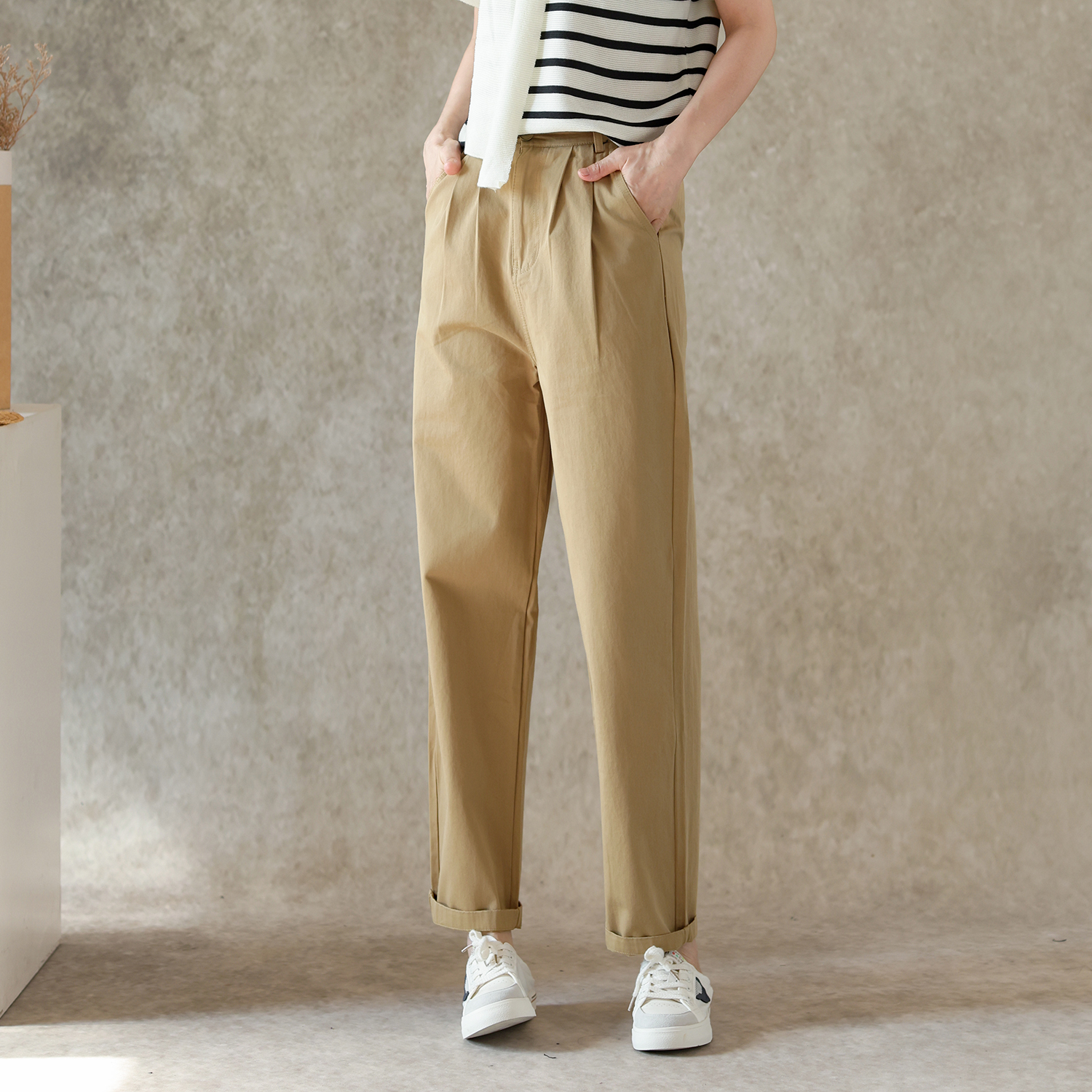 一粒扣宽松显瘦休闲裤纯棉百搭直筒裤慵懒通勤女裤